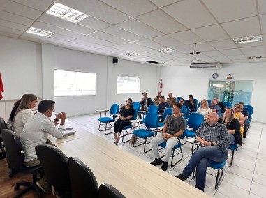 CDL sedia reunio sobre moradores de rua 