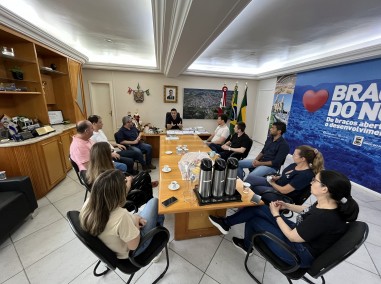 Comrcio luta pela implantao do estacionamento rotativo em BN 