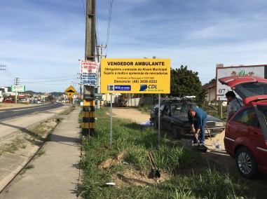 Sinalizao pretende orientar ambulantes 